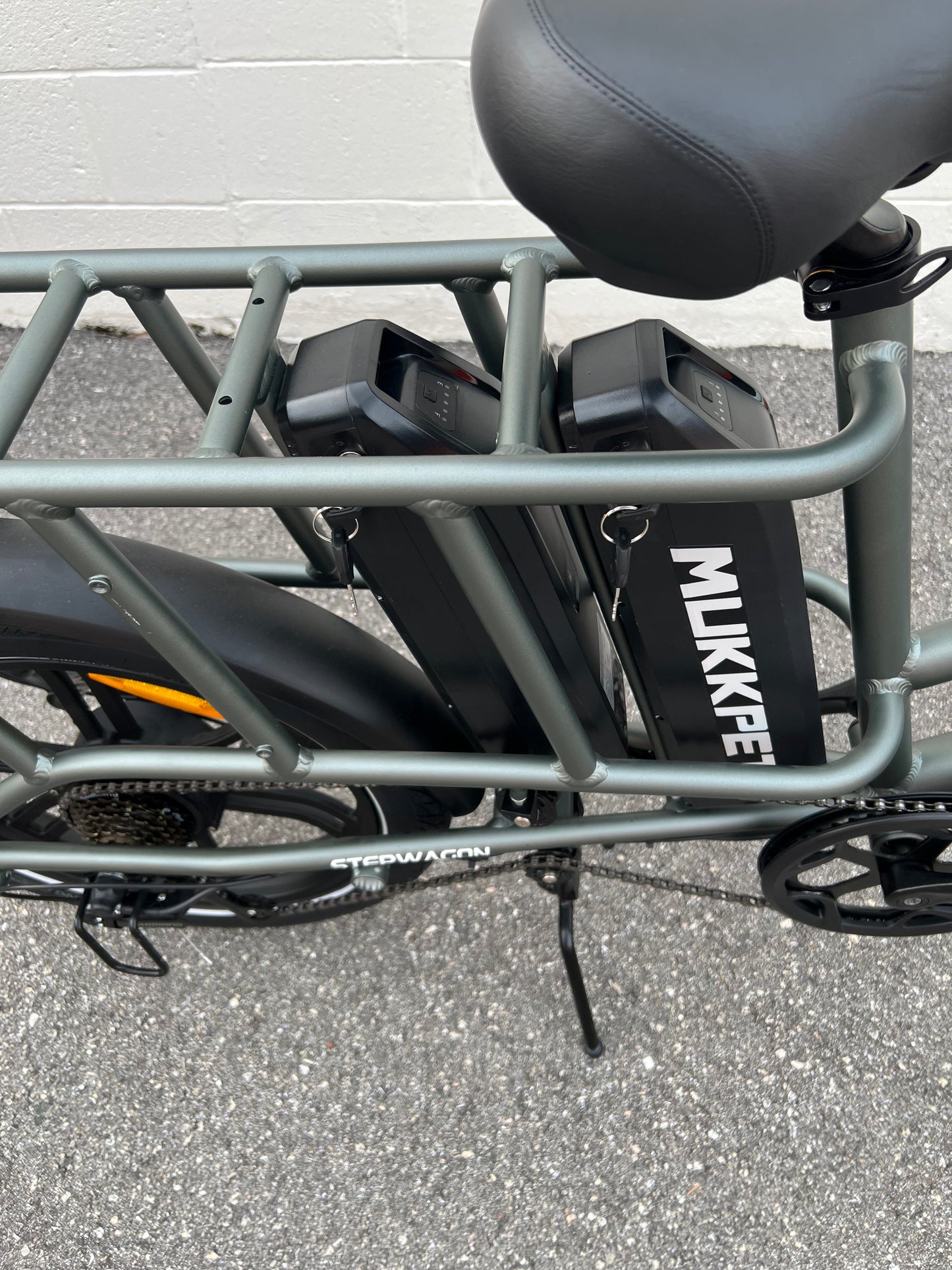 Mukkpet Stepwagon Dual-Battery Cargo E-Bike